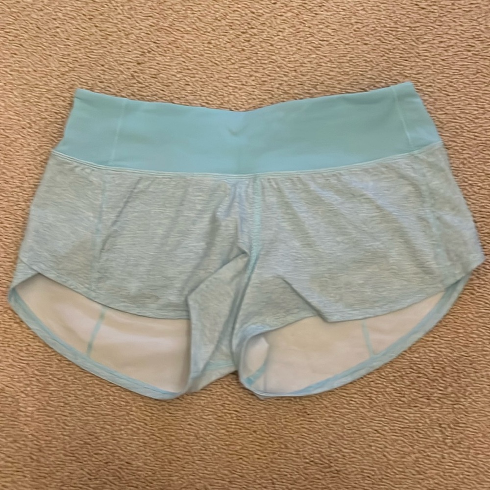 Lululemon Speed Up shorts 2.5”